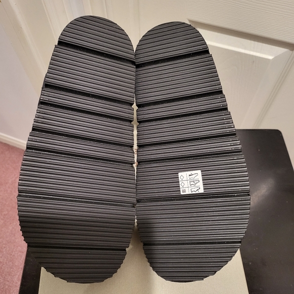 MARNI Logo Tab Touch Strap Sandals - UNISEX - Picture 7 of 8